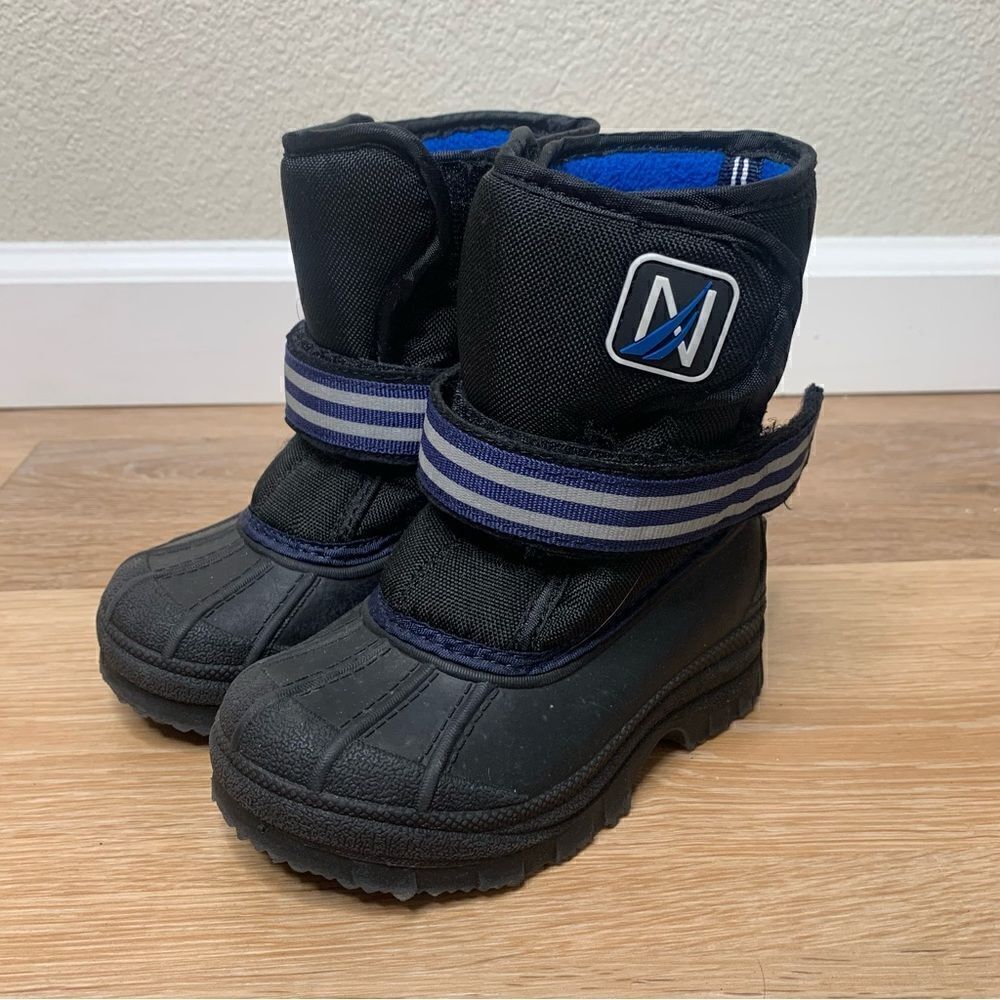 Nautica Port Toddler Size 8 Boy Black Blue Waterproof Snow Boots - Picture 3 of 12